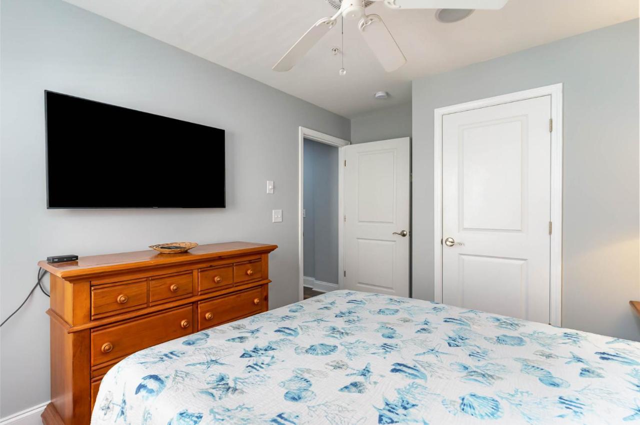 Spacious Penthouse Ocean Front 7 Bedroom Condo - Ambassador Villas Unit 401 Myrtle Beach Eksteriør billede